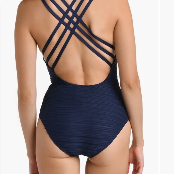 La Blanca Cross Back One-Piece Swimsuit, NWT - Picture 2 of 6